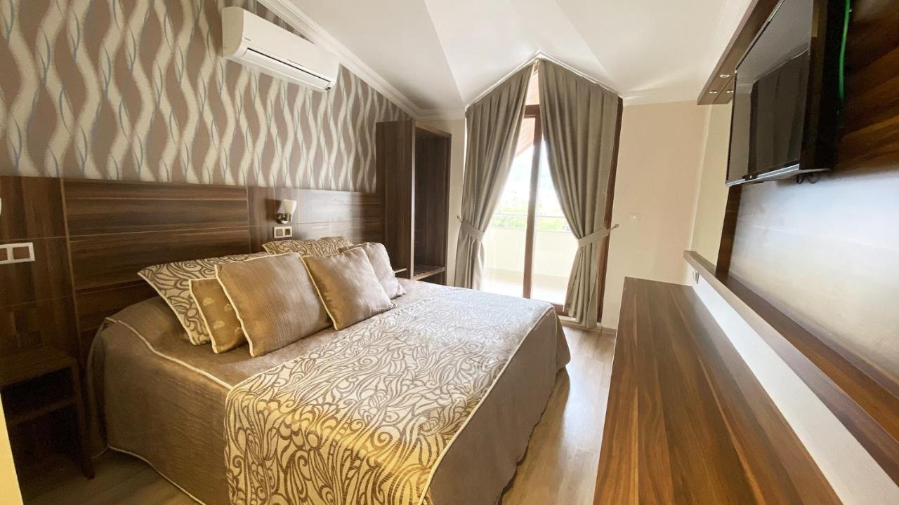 קמר Emily Rose Hotel מראה חיצוני תמונה
