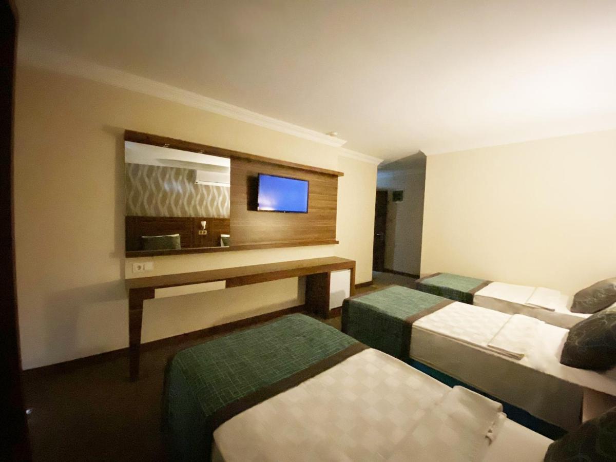 קמר Emily Rose Hotel מראה חיצוני תמונה